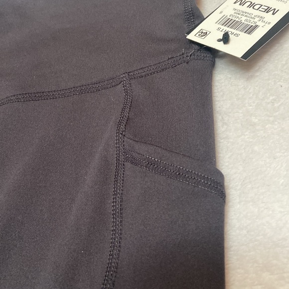 IDEOLOGY NWT Size M High Rise Deep Charcoal Compression Bike Shorts - Picture 8 of 12